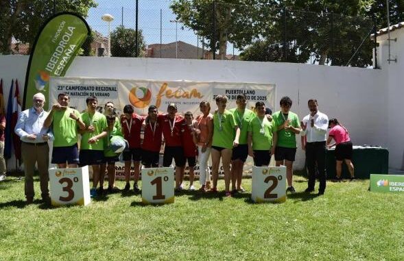 El-Gobierno-de-Castilla-La-Mancha-felicita-a-los-jovenes-deportistas-de-FECAM-participantes-en-el-campeonato-regional-de-natacion-de-verano