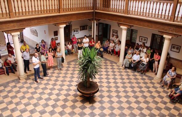 El-Gobierno-regional-destaca-el-compromiso-con-la-atencion-sanitaria-rural-con-nuevas-ofertas-de-empleo-y-mayor-formacion-de-profesionales