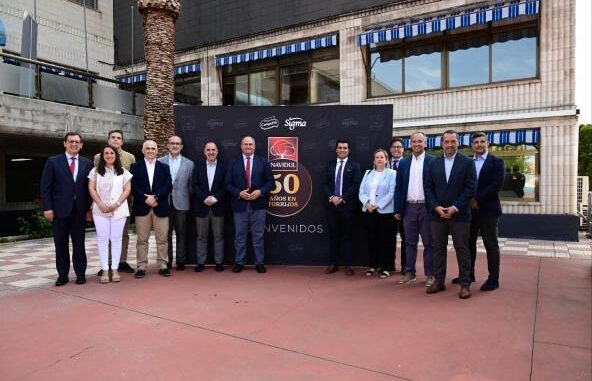 El-Gobierno-regional-felicita-el-50o-Aniversario-de-la-planta-de-Campofrio-en-Torrijos-empresa-carnica-referente-en-Castilla-La-Mancha-y-Espana
