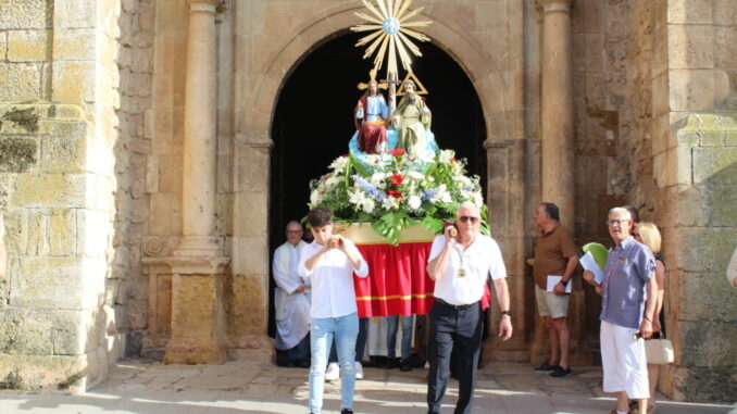 Quintanar-de-la-Orden-celebra-por-primera-vez-la-Solemnidad-de-la-Santisima-Trinidad