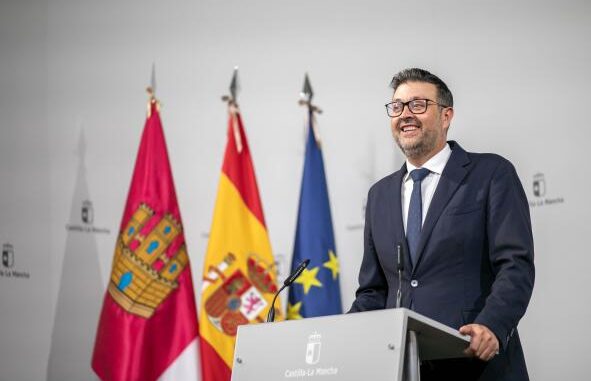 El-Consejo-de-Gobierno-da-el-visto-bueno-al-nuevo-decreto-de-ayudas-de-comedor-escolar-y-libros-de-texto