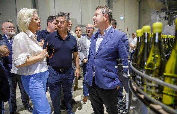 El-Gobierno-regional-ha-pagado-en-lo-que-va-de-ano-246-millones-para-tareas-de-reestructuracion-modernizacion-y-renovacion-de-vinedos