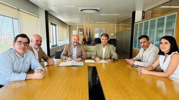 El-SESCAM-y-los-Colegios-de-Medicos-renuevan-su-colaboracion-para-el-desarrollo-del-Programa-de-Atencion-Integral-al-Profesional-de-la-Medicina-Enfermo