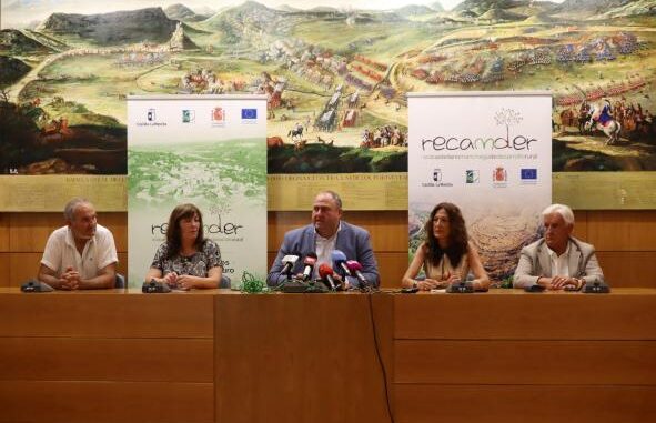 Gobierno-regional-Grupos-de-Desarrollo-Rural-y-FADEMUR-se-unen-para-sensibilizar-y-prevenir-la-violencia-de-genero-con-el-proyecto-‘Ponte-en-su-lugar