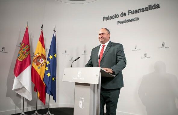 El-Gobierno-regional-pondra-a-disposicion-del-sector-700.000-vacunas-para-proteger-la-cabana-ganadera-del-serotipo-3-de-la-lengua-azul