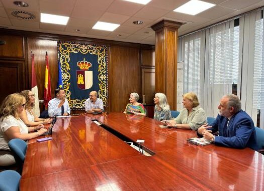 El-Gobierno-regional-propondra-al-Ministerio-de-Cultura-que-la-Biblioteca-Provincial-de-Guadalajara-lleve-el-nombre-de-Blanca-Calvo