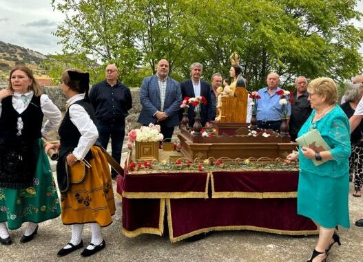 Paredes-de-Escalona-celebra-con-entusiasmo-sus-fiestas-patronales-de-la-Virgen-de-la-Nava