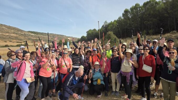 Castilla-La-Mancha-inicia-la-fase-de-otono-del-senderismo-para-mayores-superando-ya-las-200-rutas-como-referente-en-envejecimiento-activo
