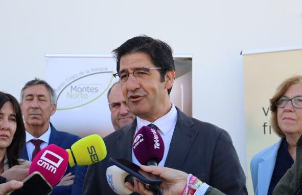 El-Gobierno-regional-celebra-la-inclusion-de-la-subestacion-electrica-de-Saceruela-en-la-planificacion-energetica-estatal-que-sera-vital-para-proyectos-como-Hydnum-Steel-y-ErasmoPower2X