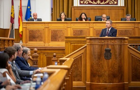 El-presidente-de-Castilla-La-Mancha-lamenta-la-falta-de-iniciativas-y-de-critica-constructiva-por-parte-del-Grupo-Parlamentario-del-PP-en-las-Cortes
