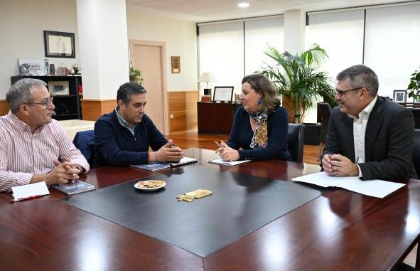 El-Gobierno-de-Castilla-La-Mancha-y-CCOO-remarcan-su-compromiso-de-consolidar-el-caracter-industrial-de-la-region-a-traves-de-la-Ley-de-Industria