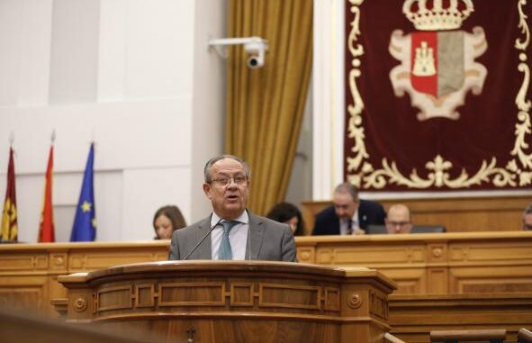 El-Gobierno-regional-defiende-unos-presupuestos-para-2026-centrados-en-el-gasto-social-y-el-crecimiento-economico-de-la-region