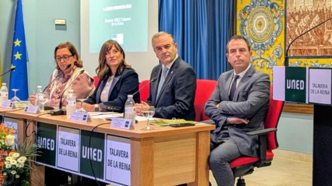 El-Gobierno-regional-reafirma-su-apuesta-por-el-fortalecimiento-de-las-universidades-publicas-como-garantes-de-igualdad-de-oportunidades
