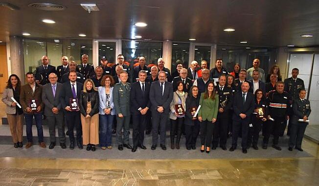 El-Gobierno-regional-reconoce-a-tres-voluntarios-y-cuatro-agrupaciones-de-Proteccion-Civil-de-la-provincia-de-Cuenca