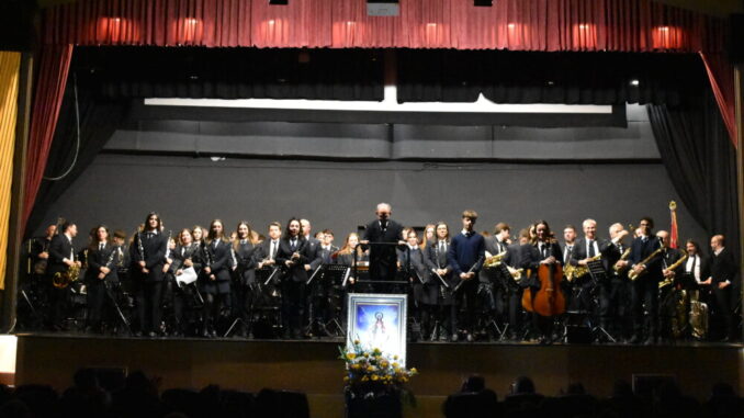 Exito-rotundo-en-el-Concierto-de-Santa-Cecilia-2025-de-la-Banda-Sinfonica-Municipal-de-Musica-de-Quintanar-de-la-Orden