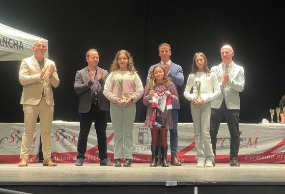 El-Gobierno-regional-avanza-nuevas-pruebas-ciclistas-en-la-region-para-2026-y-desvela-negociaciones-para-concretar-etapas-de-la-Vuelta-Ciclista-Espana