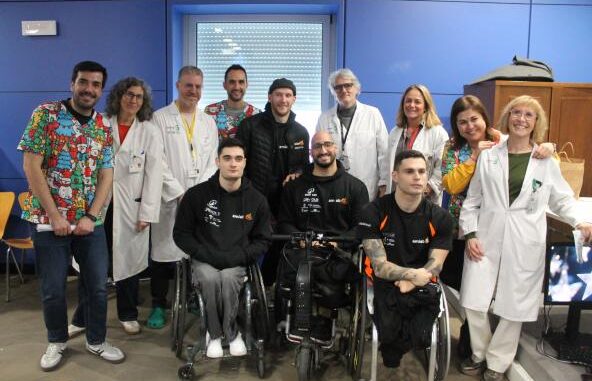 Los-estudiantes-del-Aula-Hospitalaria-celebran-su-tradicional-Fiesta-de-Navidad-en-el-Hospital-Perpetuo-Socorro