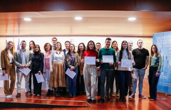 Residentes-de-la-Unidad-Docente-Multiprofesional-de-Atencion-Familiar-y-Comunitaria-de-Toledo-y-del-Hospital-Universitario-se-alzan-con-los-tres-premios-del-VIII-Concurso-de-Casos-Clinicos