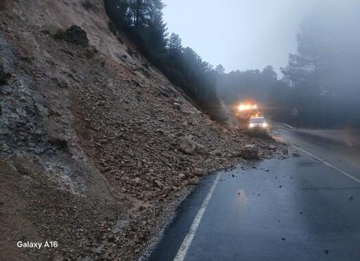 La-Junta-pide-extremar-la-precaucion-en-las-carreteras-de-la-Sierra-de-Alcaraz-y-Segura-ante-cortes-en-la-via-provocados-por-las-crecidas-de-los-rios-y-por-desprendimientos