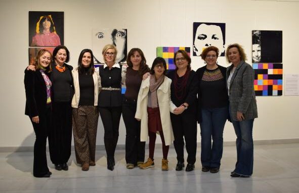 La-Sala-Iberia-acoge-la-exposicion-colectiva-‘Las-6-en-el-Iberia-fruto-del-proyecto-de-Mujeres-Artistas-Rurales-que-impulsa-la-Junta
