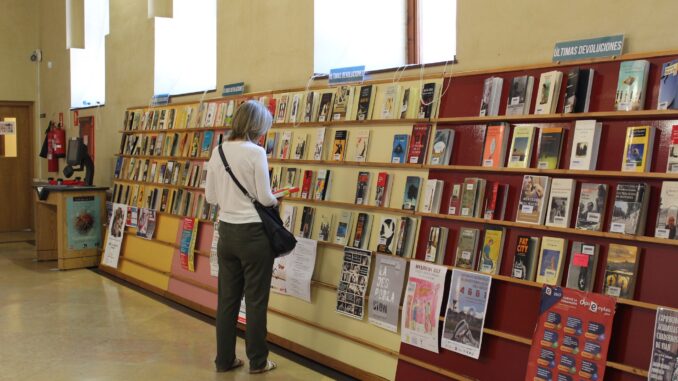 El-Gobierno-regional-acerca-los-libros-a-la-ciudadania-con-una-programacion-de-actos-que-fomentan-la-lectura-en-toda-la-provincia