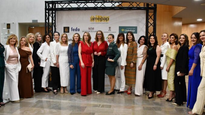 El-Gobierno-regional-felicita-a-la-Asociacion-de-Mujeres-Empresarias-de-Albacete-y-Provincia-por-treinta-anos-de-fomento-de-la-igualdad