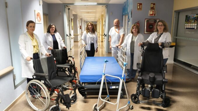 La-Gerencia-de-Atencion-Integrada-de-Tomelloso-amplia-el-servicio-de-prestamos-de-material-ortoprotesico-para-mejorar-la-atencion-de-los-pacientes
