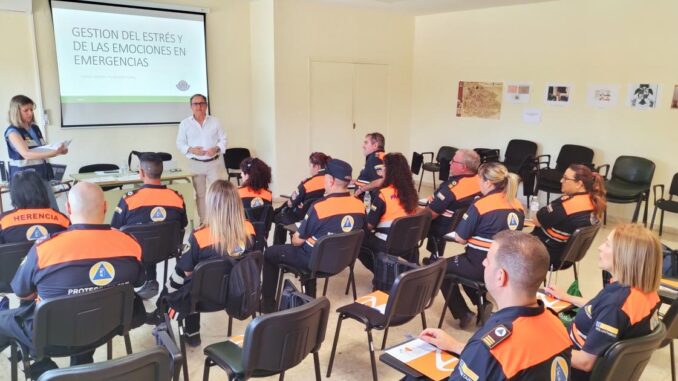El-Gobierno-de-Castilla-la-Mancha-imparte-formacion-en-gestion-del-estres-y-las-emociones-en-emergencias-a-20-voluntarios-de-Proteccion-Civil