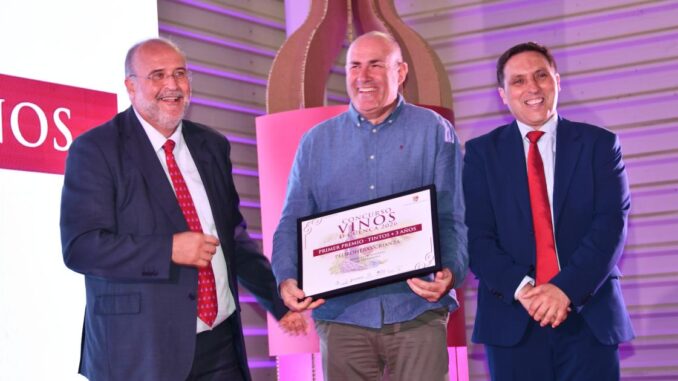 El-Gobierno-regional-apoya-al-sector-del-vino-en-la-region-con-mas-de-840-millones-de-euros-en-ayudas-desde-2015