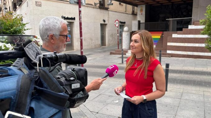 El-Gobierno-regional-recuerda-a-las-puertas-del-verano-que-la-linea-900-100-114-contra-la-violencia-machista-permanece-activa-todos-los-dias-del-ano
