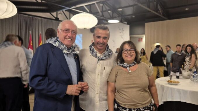 El-Gobierno-de-Castilla-La-Mancha-felicita-a-Antonio-Martin-Ciscar-tras-su-presentacion-en-sociedad-como-Pandorgo-2026