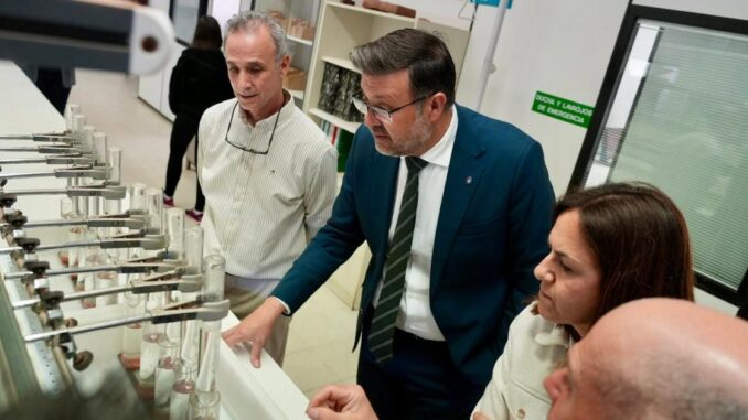 El-Gobierno-regional-concede-ayudas-por-importe-de-13-millones-de-euros-destinadas-a-centros-tecnologicos