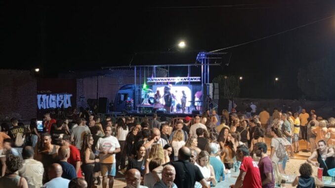 El-IV-Mawy-Fest-vuelve-a-emocionar-a-Quintanar-de-la-Orden-con-una-noche-magica-de-musica-solidaridad-y-recuerdo