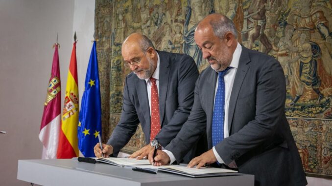 Gobierno-regional-y-UCLM-colaboran-en-la-ordenacion-y-compilacion-de-datos-para-mejorar-los-servicios-a-la-ciudadania