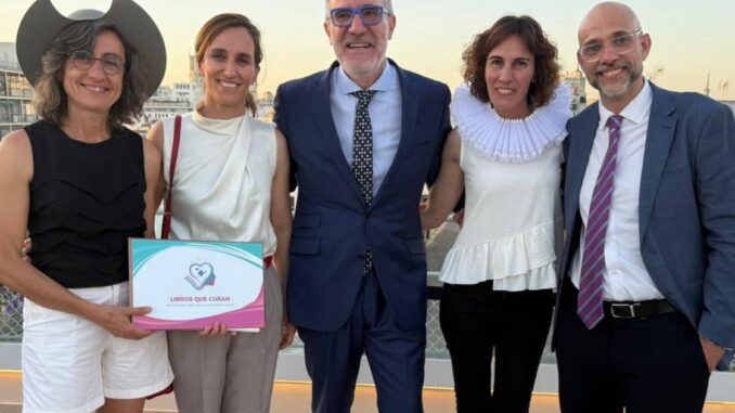 ‘Libros-que-curan-el-proyecto-de-Munera-que-une-al-centro-de-salud-las-farmacias-y-la-biblioteca-recibe-un-premio-nacional-de-innovacion-social
