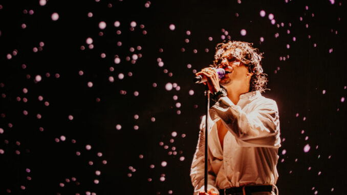 Abraham-Mateo-hace-vibrar-a-mas-de-5.000-personas-en-Quintanar-de-la-Orden