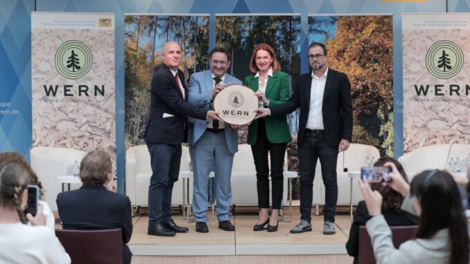Castilla-La-Mancha-refuerza-en-Bruselas-su-compromiso-con-la-bioenergia-forestal-como-herramienta-clave-para-la-gestion-sostenible-de-los-montes