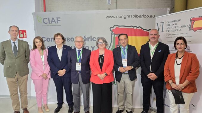 El-Gobierno-de-Castilla-La-Mancha-aboga-por-defender-de-la-mano-del-sector-primario-una-postura-comun-en-Europa-frente-a-los-incendios-forestales-y-en-materia-hidrica