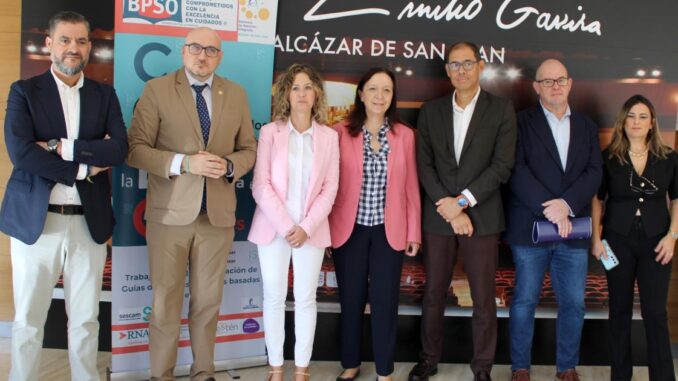 El-Gobierno-de-Castilla-La-Mancha-refuerza-el-liderazgo-enfermero-y-el-trabajo-en-red-para-llevar-la-evidencia-cientifica-a-los-cuidados