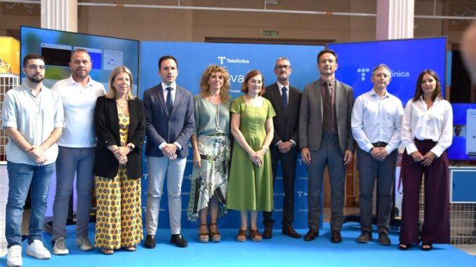 El-Gobierno-regional-apuesta-por-continuar-poniendo-recursos-en-tecnologias-para-seguir-mejorando-los-servicios-que-la-Administracion-presta-a-la-ciudadania