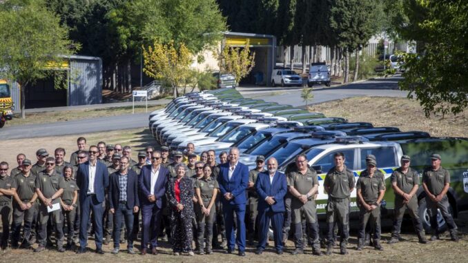 El-Gobierno-de-Castilla-La-Mancha-entrega-23-vehiculos-para-los-agentes-medioambientales-y-presenta-dos-nuevos-recursos-multifuncion-para-el-dispositivo-Infocam