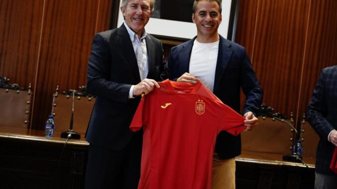 El-Gobierno-regional-celebra-que-Castilla-La-Mancha-vuelva-a-convertirse-en-casa-de-la-seleccion-espanola-de-futbol-sala