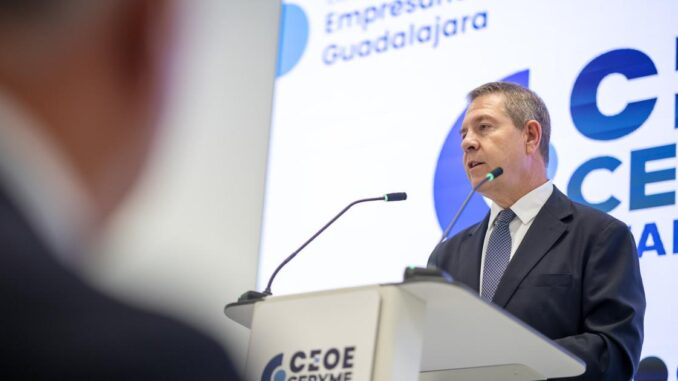 Emiliano-Garcia-Page-anuncia-la-creacion-de-167-nuevas-plazas-para-completar-la-plantilla-del-Hospital-Universitario-de-Guadalajara