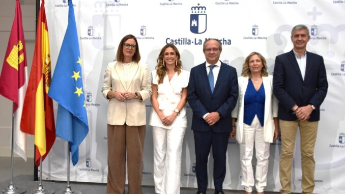 Lola-Higuera-toma-posesion-como-nueva-directora-gerente-de-la-Agencia-de-Transformacion-Digital-y-Maria-Asuncion-Canada-asume-la-Direccion-General