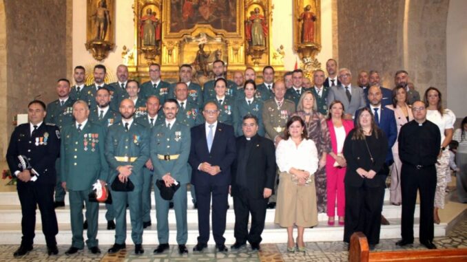 Quintanar-rinde-homenaje-a-la-Virgen-del-Pilar-y-a-la-Guardia-Civil