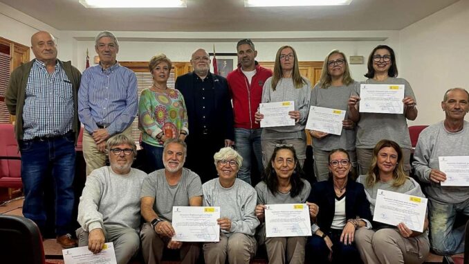 Ruiz-Santos-destaca-la-contribucion-del-Taller-Plus-‘Ramblon-de-Lietor-a-la-mejora-de-espacios-municipales-y-de-las-condiciones-de-paso-y-seguridad-de-algunas-zonas-peatonales
